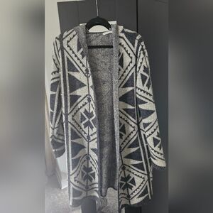 Emory Park Black and White Geometric Cardigan